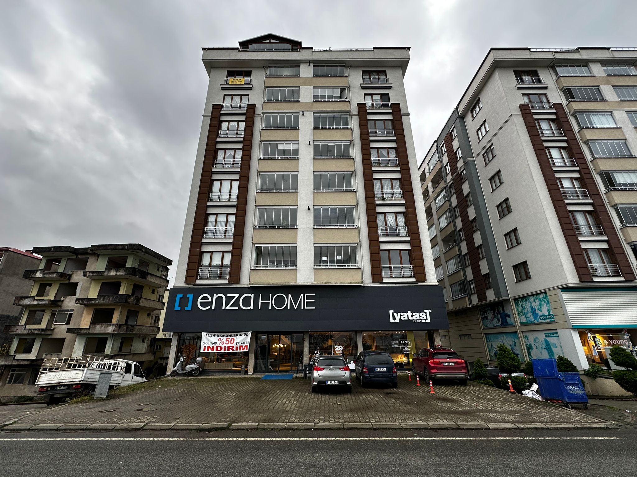 MABEL GAYRİMENKUL/VAKFIKEBİR SİTE İÇİ 240 M2 SATILIK 6+1 DUBLEKS